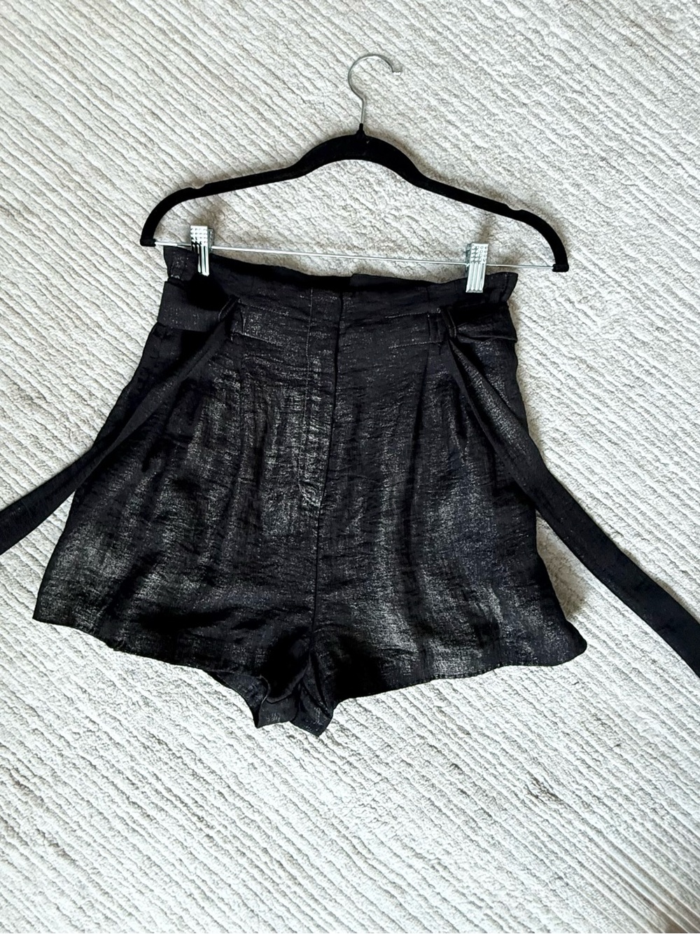 BCBGMaxAzria Black Metallic Loose Fit High Waist Women’s Shorts with Tie - Small